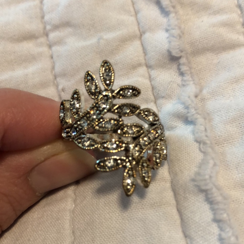 Silver Plated Rhinestone Leaf Ring - image 1